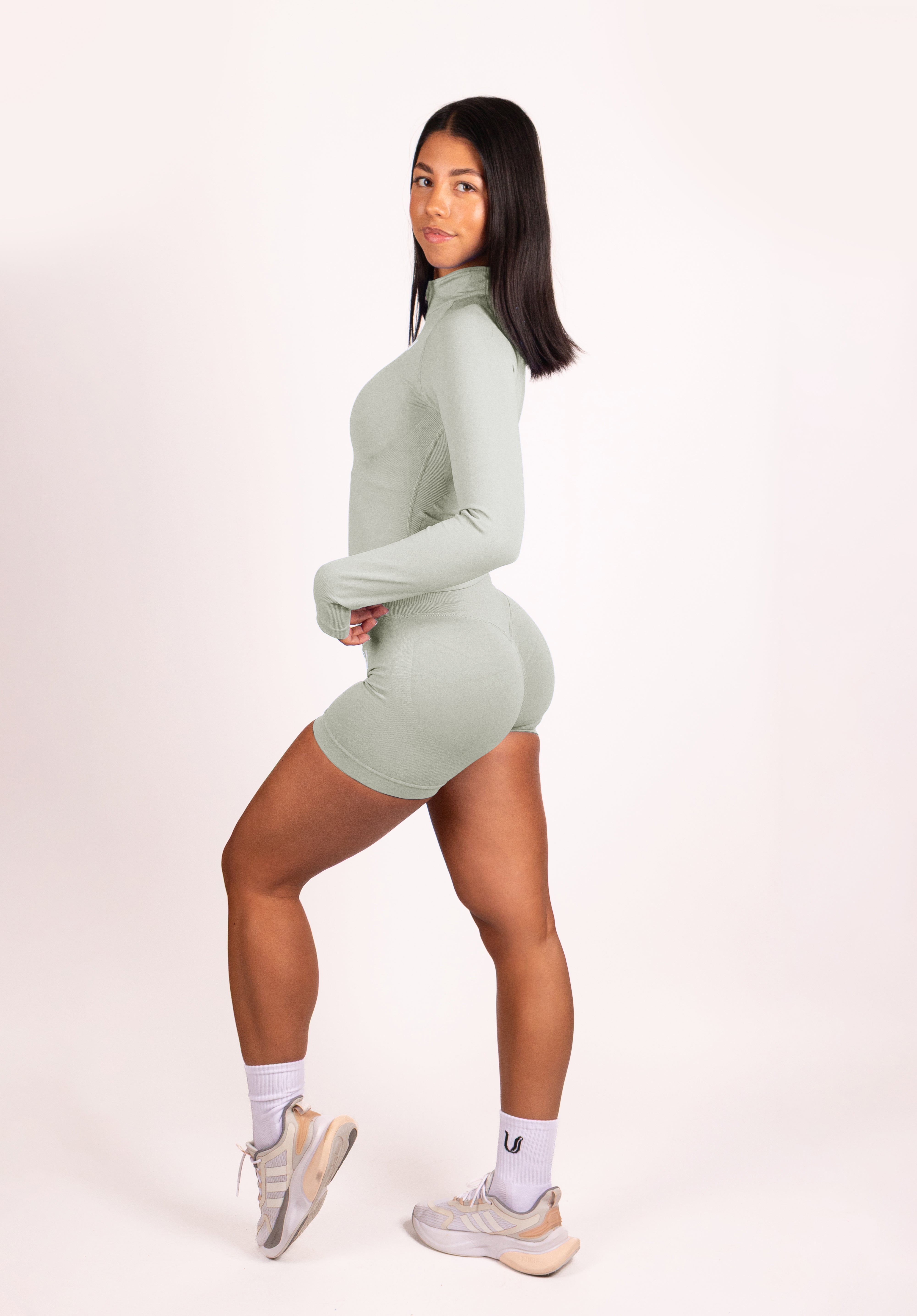 Beau | Premium High Performance Short Scrunch - Vert