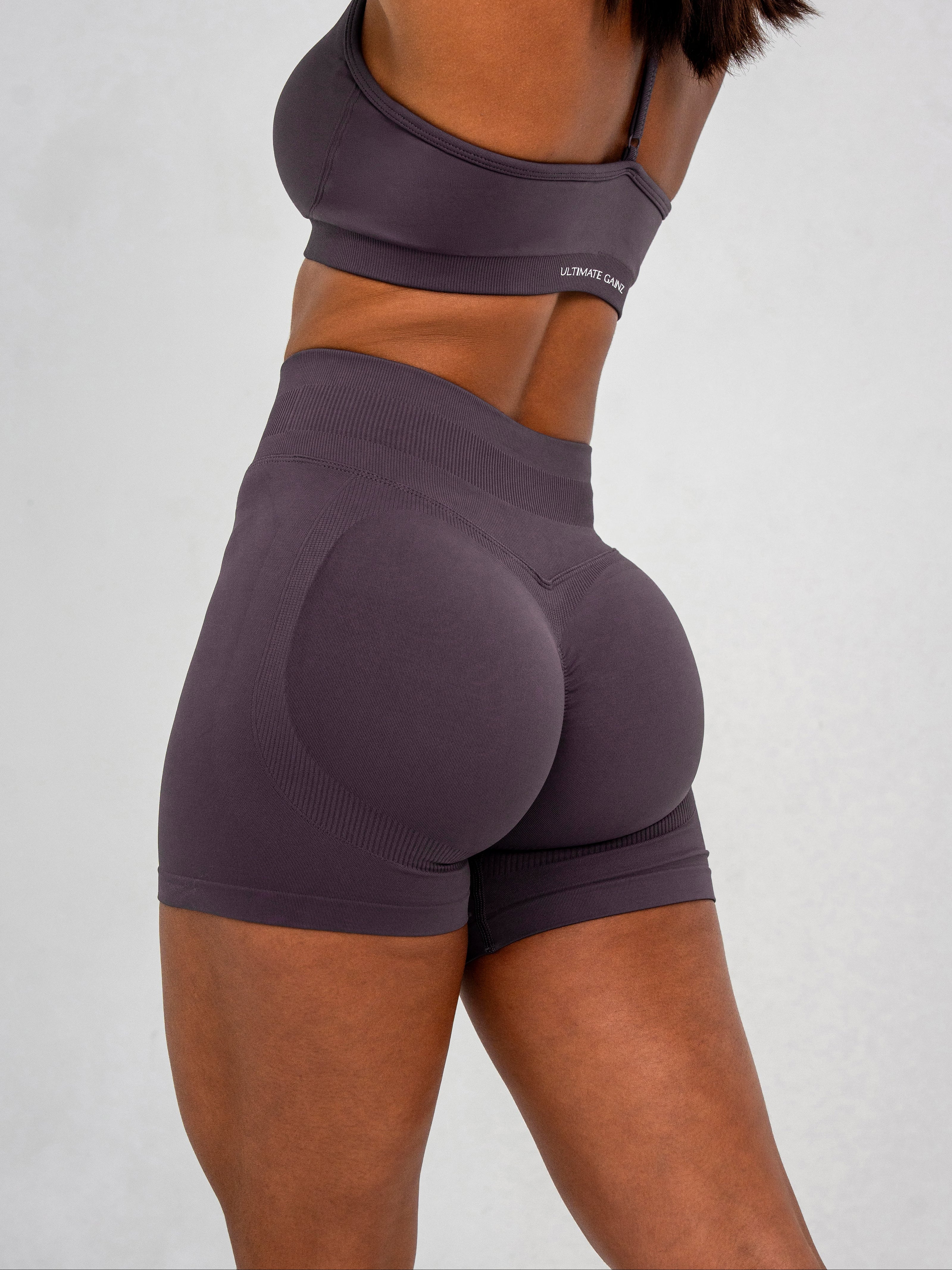 Luna | Premium Seamless Scrunch Short - Oudpaars