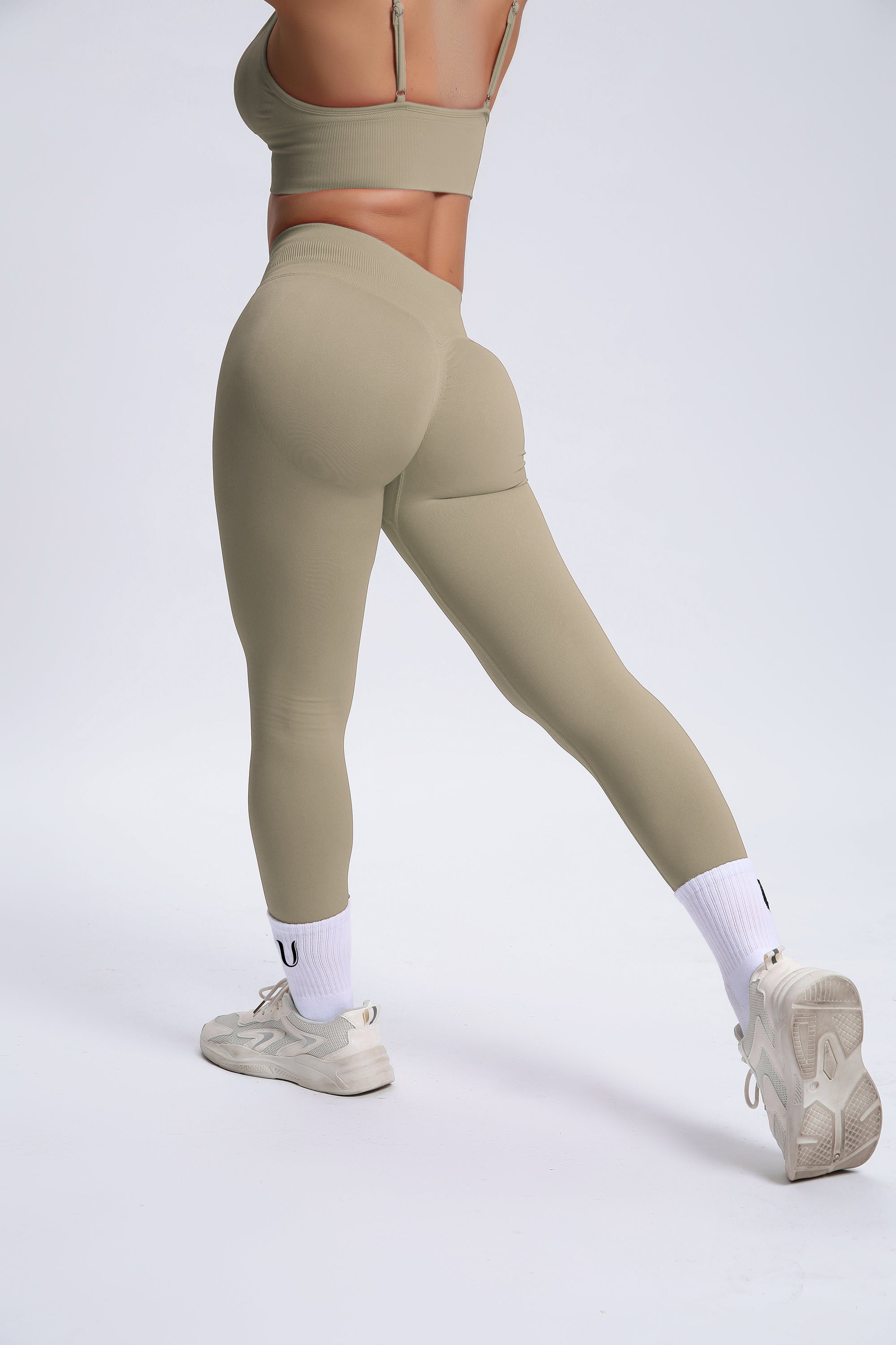Joy | Legging Sculptant avec Scrunch – Beige